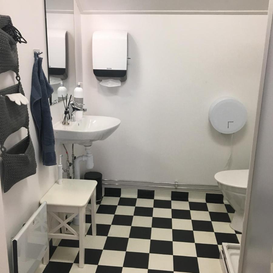 Jaernvaegshotellet B&B Skara Luaran gambar