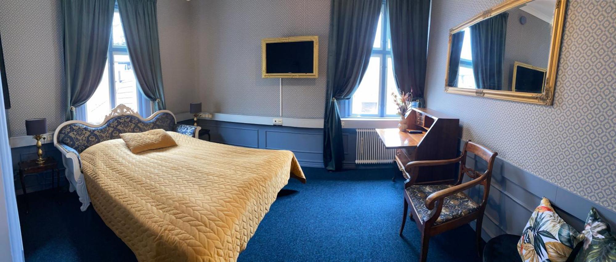 Jaernvaegshotellet B&B Skara Luaran gambar